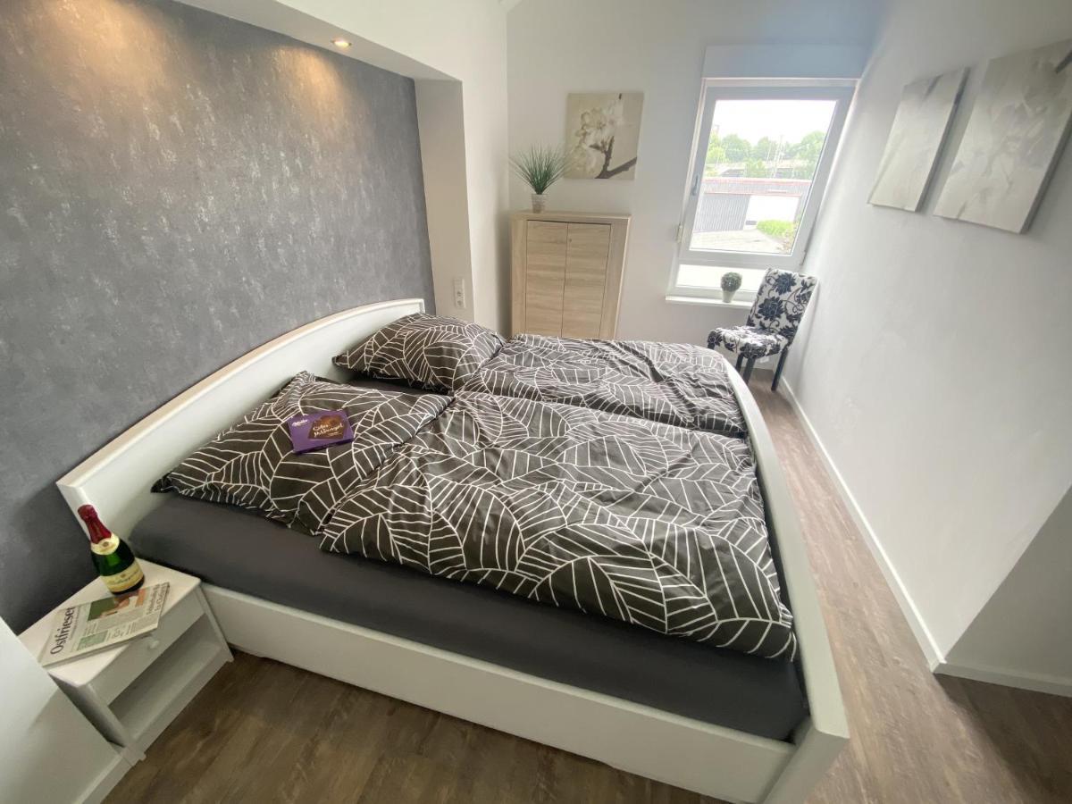 Ferienwohnung Ankerplatz Емден Екстер'єр фото